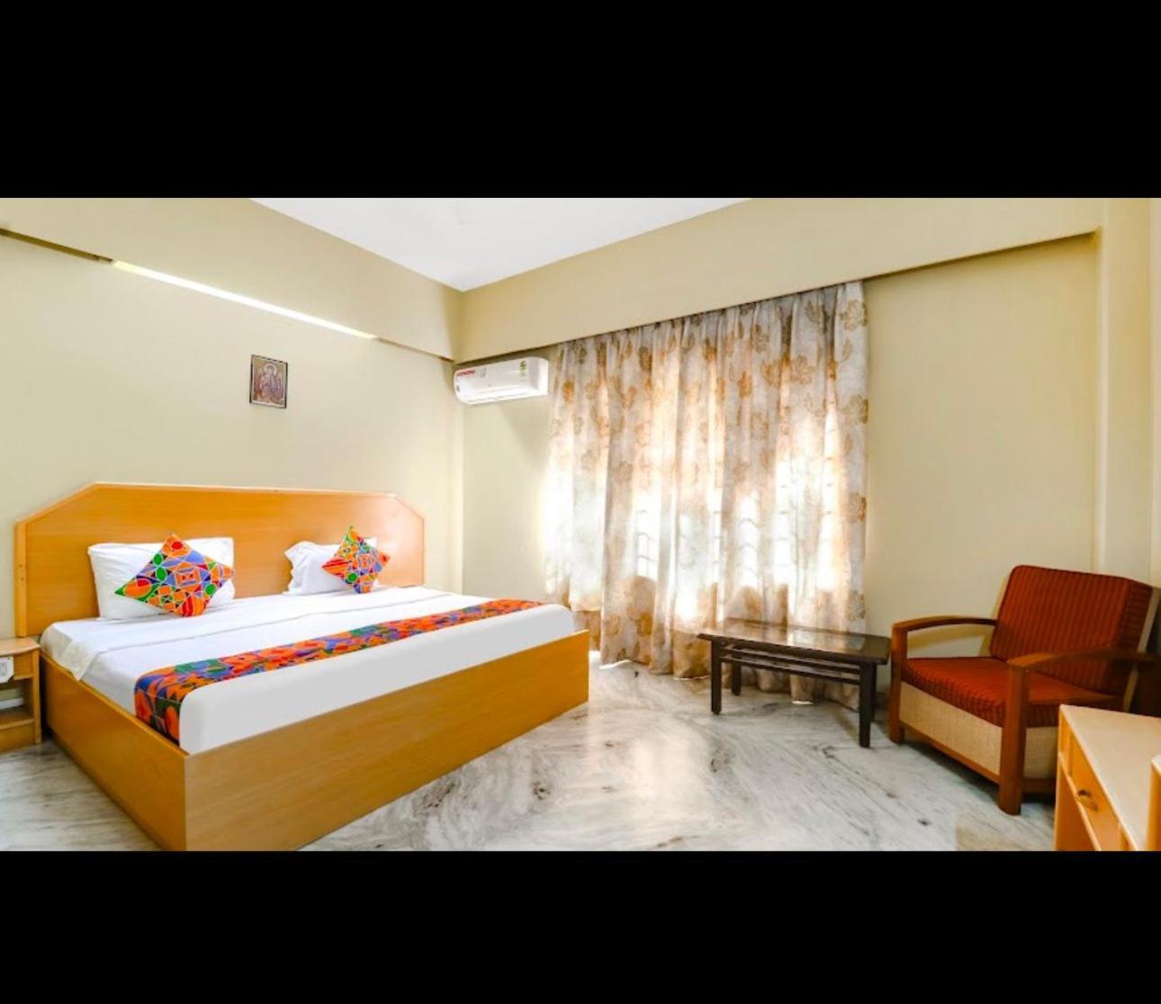 Hotel Sri Sathya Sai Bangalore Eksteriør bilde